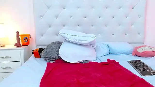 littleslut1 webcam