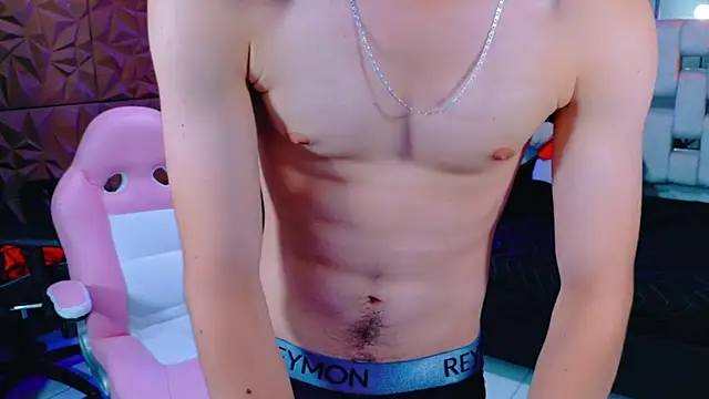Dominic_Carmine webcam