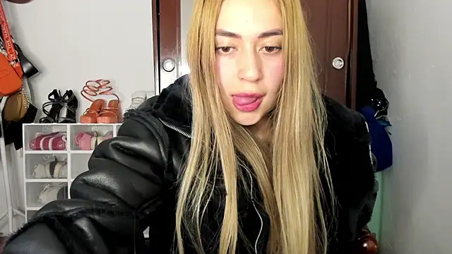 min-ji webcam