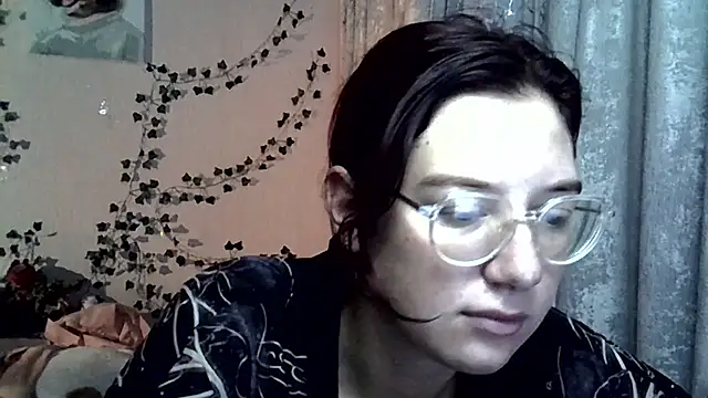 Lily_Ember webcam stripchat model stream image
