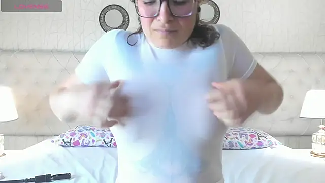 PaulinnaBlue webcam