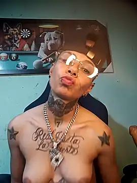 Exoticfive7 webcam