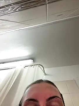 MilaRenee webcam