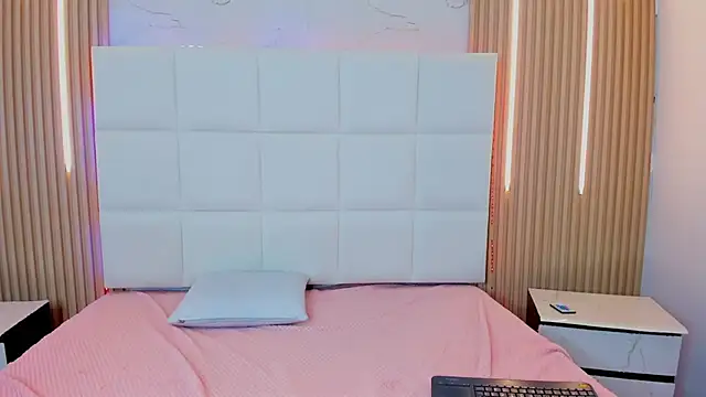 agataa_lee (F young) - ride dildo