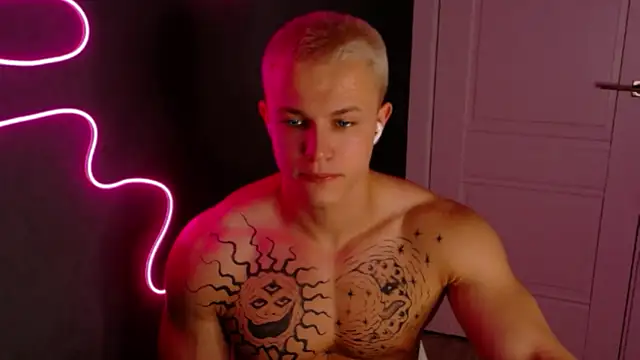 james__noah (M young) - Cum show