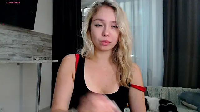 Michellee_Nilson webcam