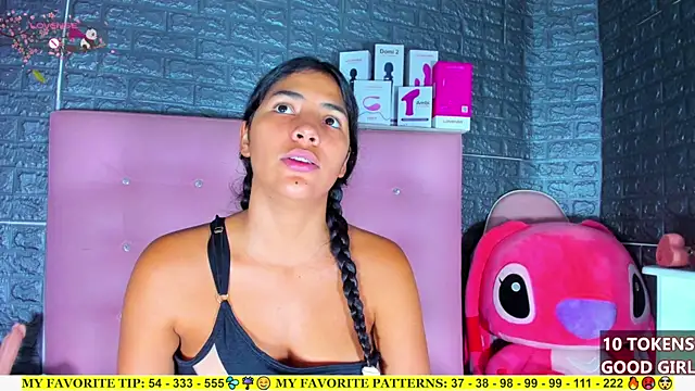 AriannaLewiis webcam