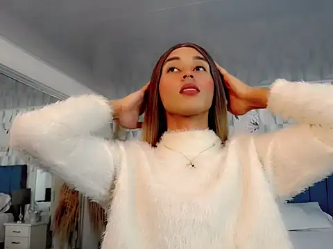 samantha_bliss (T teen) - show ass