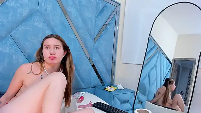 DuoAndLovee webcam