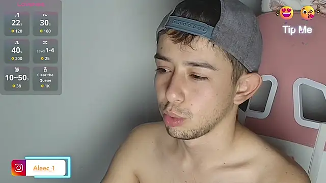 Aleecandrews webcam