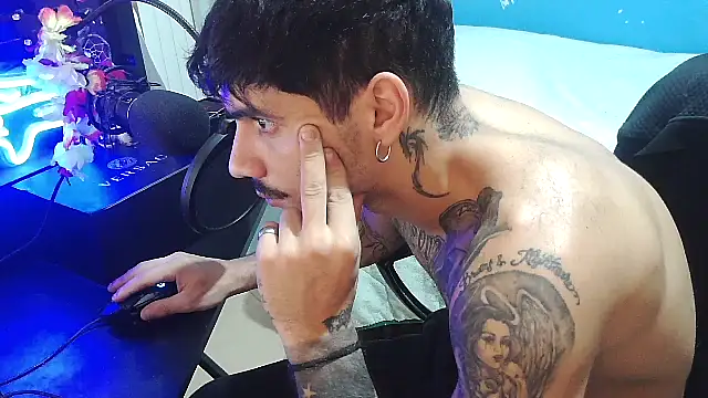 Badboyi1997 webcam