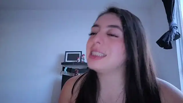 miakimky - MiaKimky's free webcam