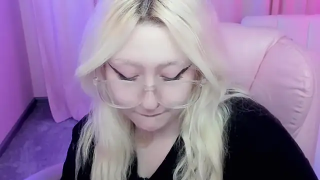 JuliaSharkk webcam