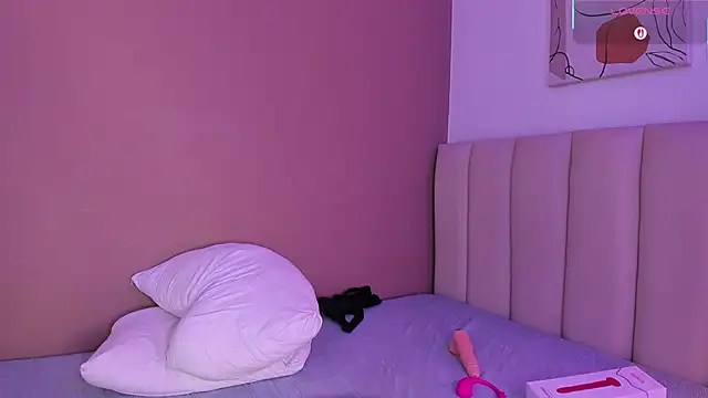 YuliCardona_ webcam
