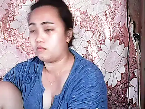 Pinay_Chubby20 webcam