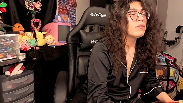 ShinyCherub webcam