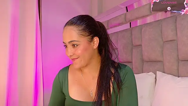 smiling__girl2 webcam