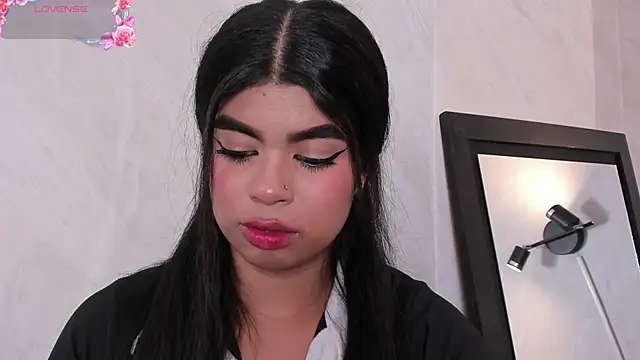 sccarlett_rousse (F young) - Show boobs + Bounce + Ahegao