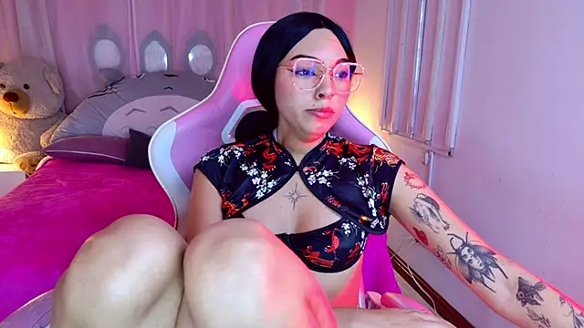 Lyna_love webcam