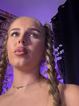 AubrieleRouj1 webcam