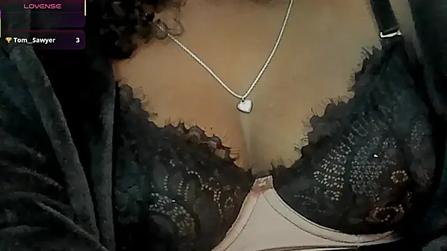 Qeen_blackk webcam