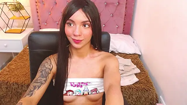 camilah_tk webcam