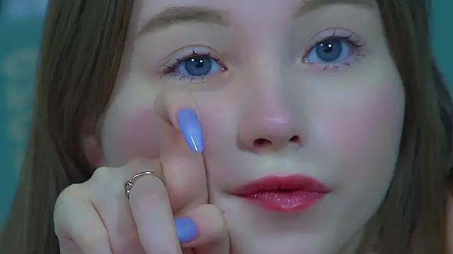 KeiraAsti webcam