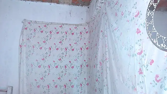 drityvaleriaanal webcam