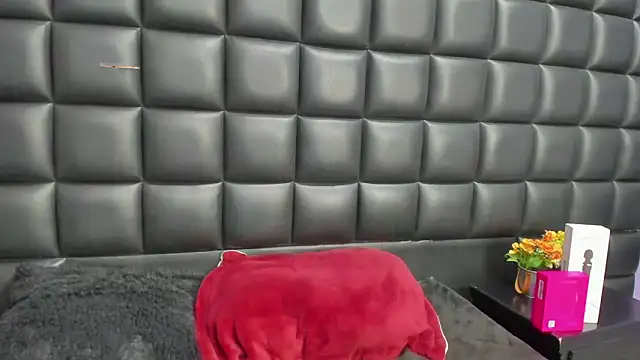 Maddiee_Jackson webcam