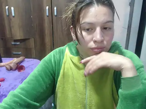 layanafuckass webcam