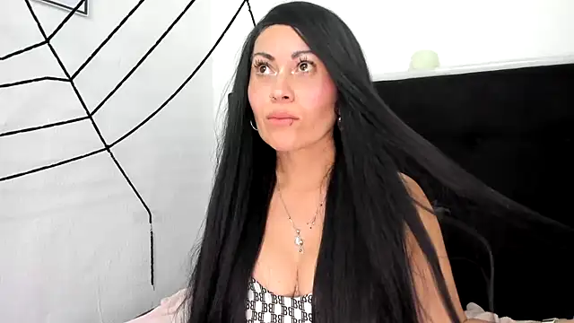 Tania_mature webcam
