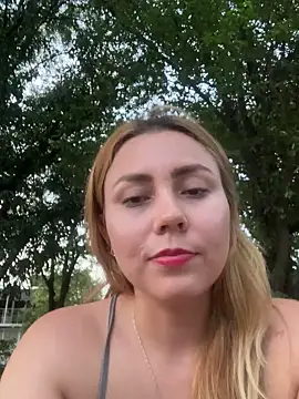 sirel_ (F young) - Walking naked😈😈