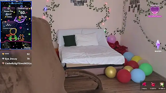 laura_gol (F mature) - slow sliding