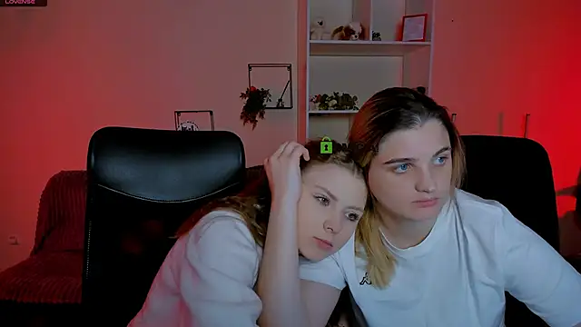 inga_gree (Ask my age) - suck Inga's breast
