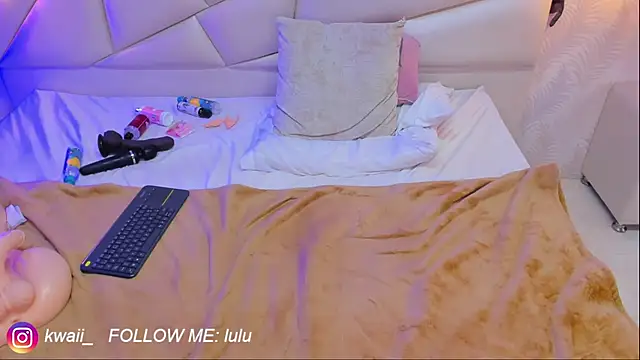 lulukawai16 (F young) - 🥰💃 DANCE A LITTLE + CONTROL  Lush