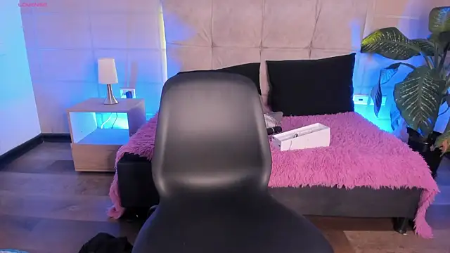 _michonne_ webcam