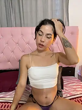 samanthadeluxe1 webcam