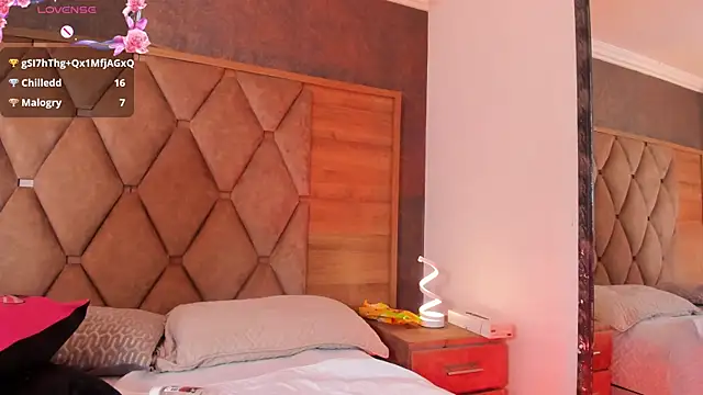 SarahLynn7 webcam
