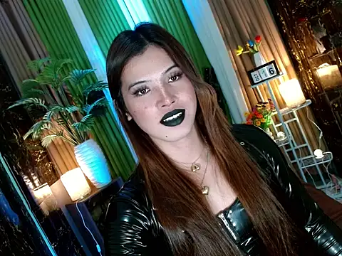 Queen_kendalx19 webcam
