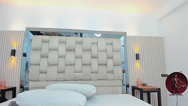 ikia_lopez_ webcam