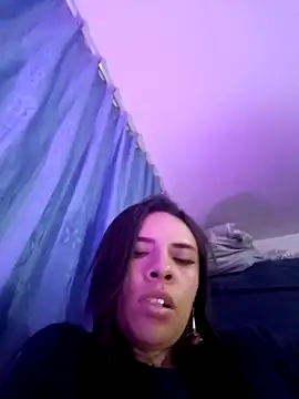VioletStonee1 webcam