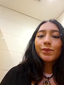 EvelynCrow_ webcam