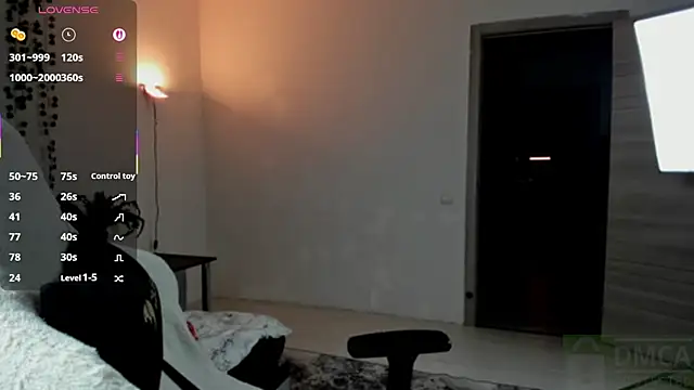 AnyaTaylorJoy_ webcam