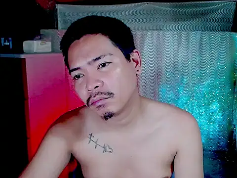 maniacasianx (M young) - cum show in public