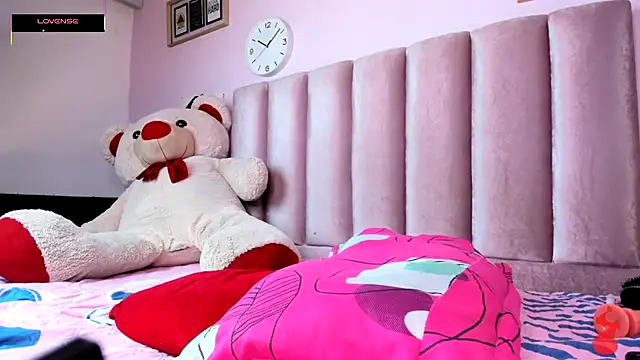 ashley_moss (T teen) - 💖💖🔥masturbation🔥💖💖