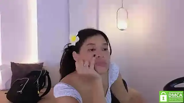 nami_hot04 webcam