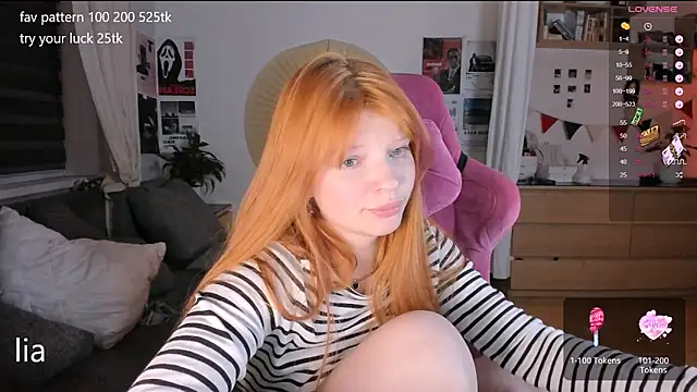 lil_lia (F young) - STRIPTEASE MUR MUR