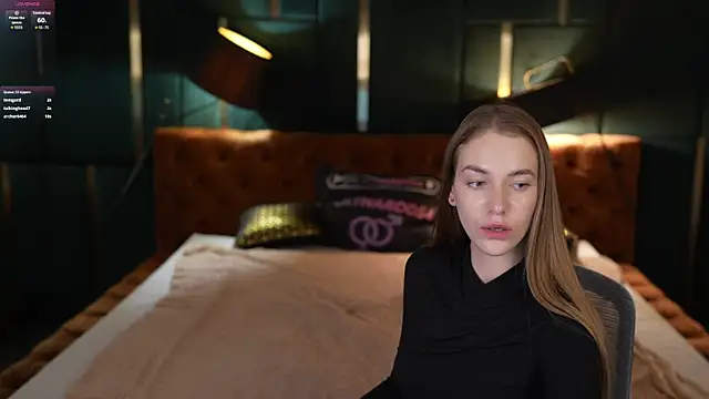 layla_sweet_ (G young) - topless 1 girl