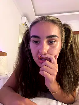 sarahsparkles20 webcam