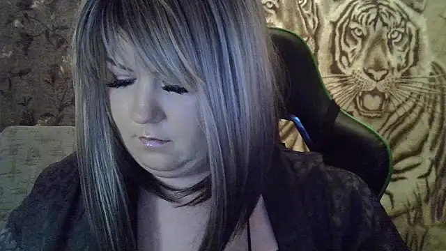 YuliiaSan webcam
